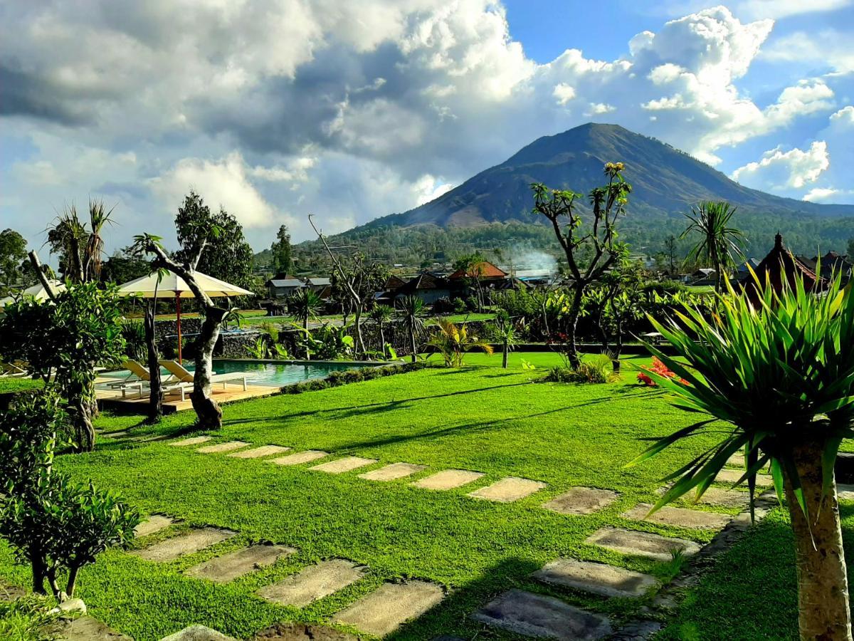Host @ Volcano Inn Baturaja (Bali)
