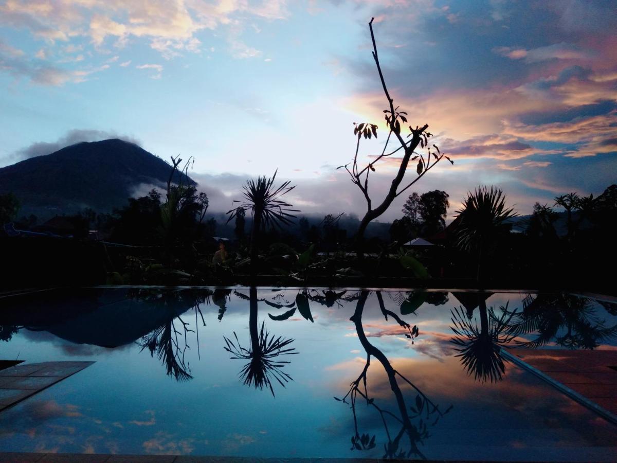 Inn Host @ Volcano Baturaja (Bali)